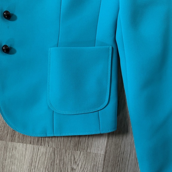 Tahari Arthur S Levine Turquoise Skirt Suit - Picture 5 of 9